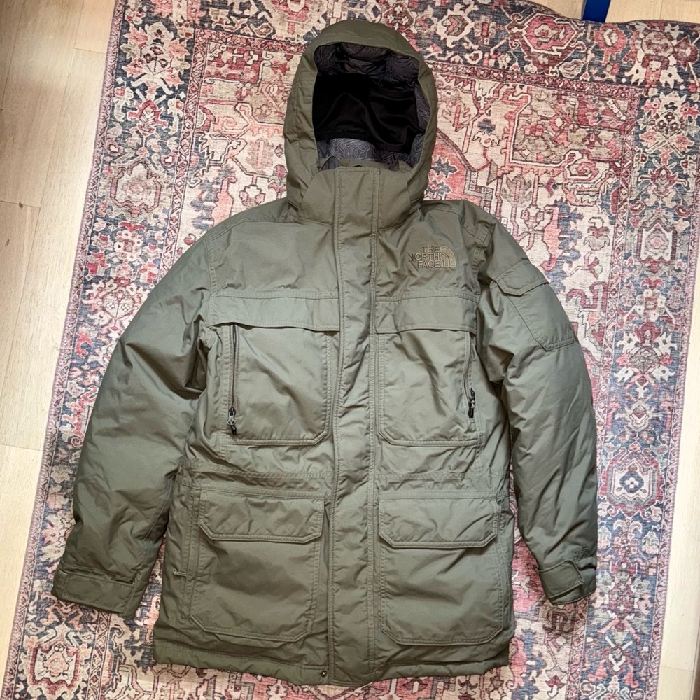Gorgeous North Face puff down coat in Men’s M